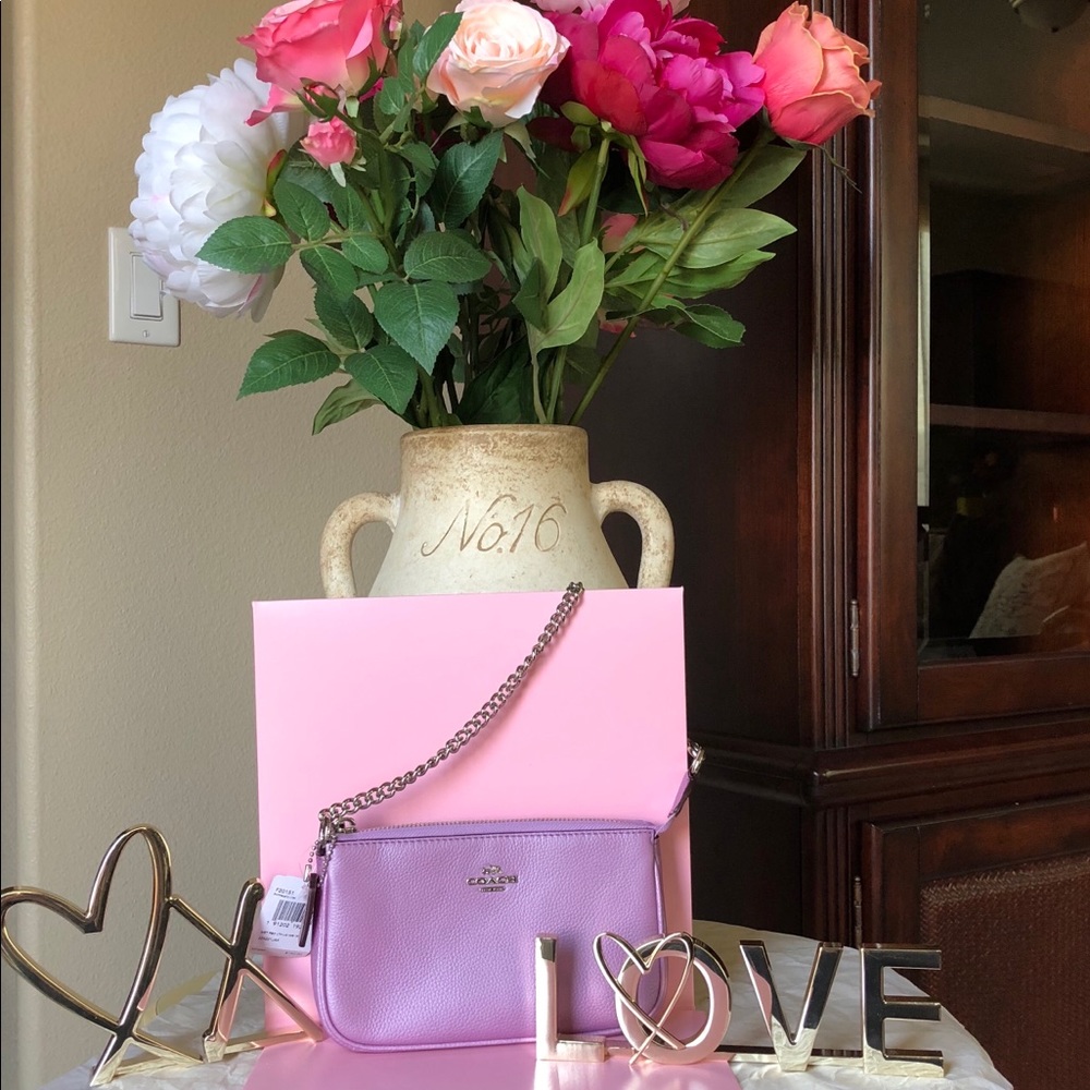 Coach big wristlet